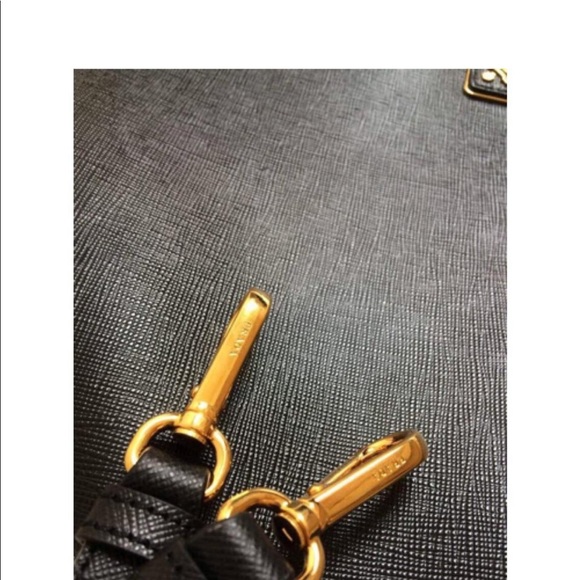 Prada saffiano - Picture 4 of 4